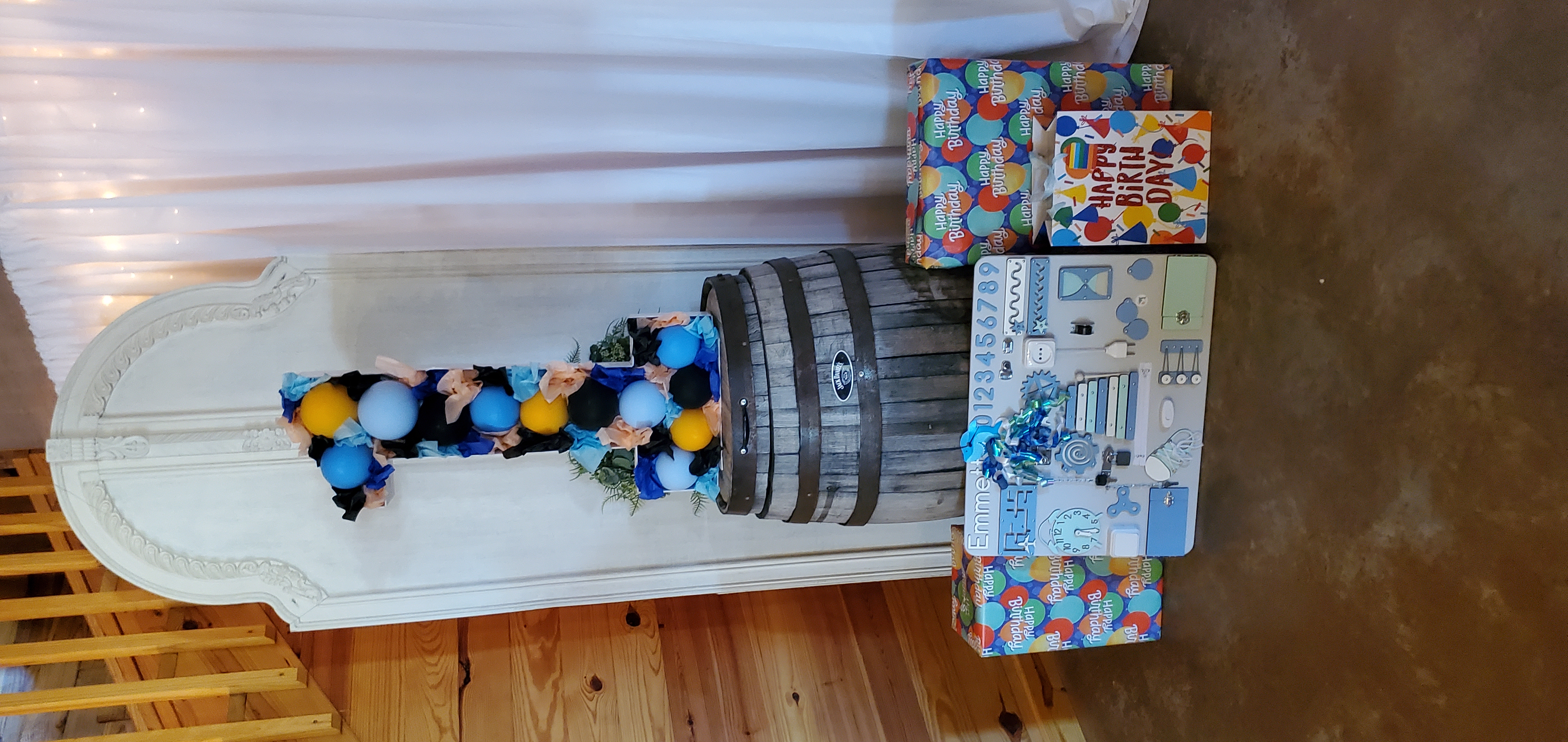 1 marquee number filled with balloons for birthday party